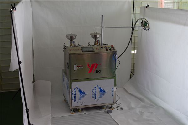 雙液灌膠機(jī)