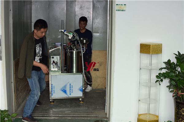 故障指示器灌膠機(jī)生產(chǎn)廠家