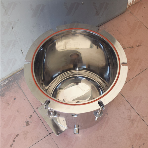 不銹鋼法蘭式壓力桶桶內(nèi)