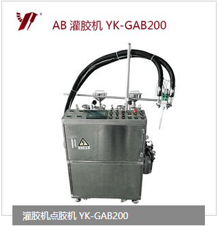 雙液灌膠機(jī)在使用過(guò)程中需要注意哪些事項(xiàng)